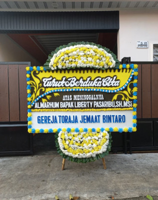 Papan Bunga Duka di Cokrodiningratan
